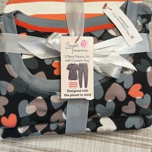 Woman’s Pajamas NWT